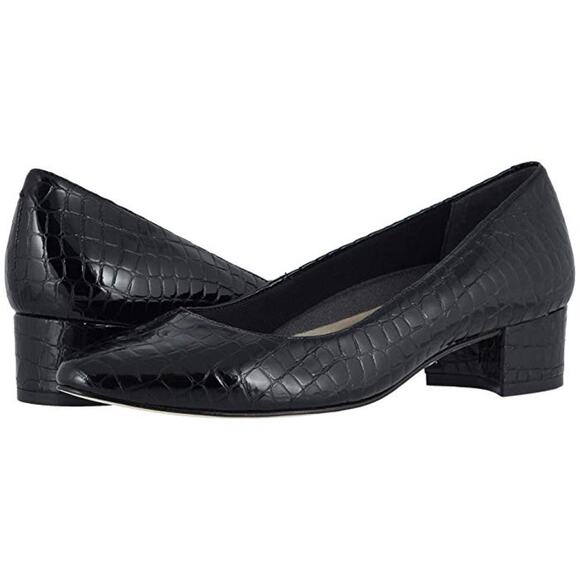 NWT Walking Cradles Womens Heidi Small Patent Gator, Black -SIZE 6 M - Picture 1 of 2